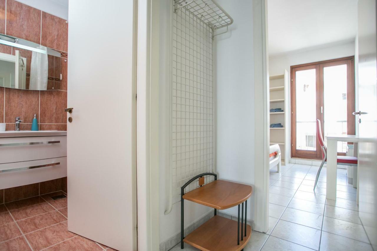 Sea View Apartment Reno W/Garage Split Bagian luar foto